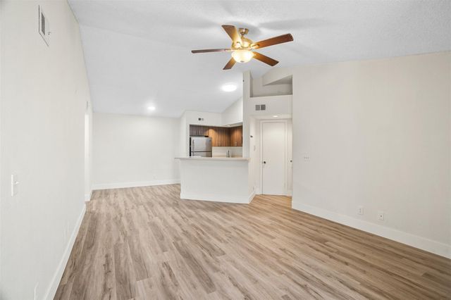 12730 Vista Isles Dr 821, Plantation, FL 33325