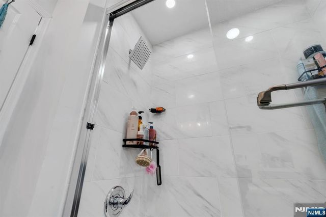 19 Clarion Lane 201, Newark, NJ 07103