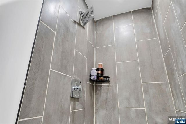 19 Clarion Lane 201, Newark, NJ 07103
