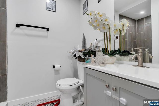 19 Clarion Lane 201, Newark, NJ 07103