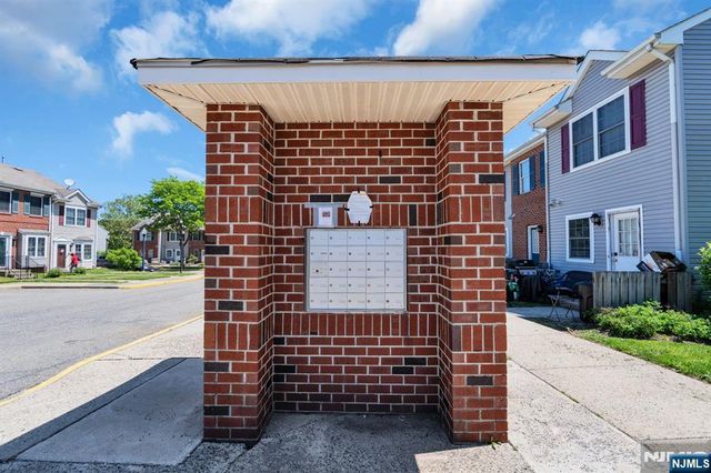 19 Clarion Lane 201, Newark, NJ 07103