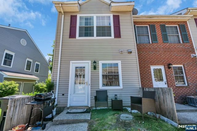 19 Clarion Lane 201, Newark, NJ 07103