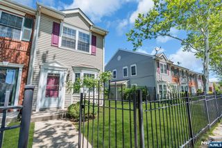 19 Clarion Lane 201, Newark, NJ 07103
