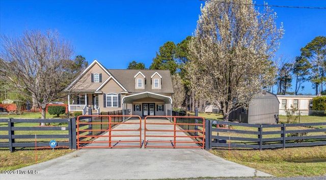 33 Corbett Street NE, Bolivia, NC 28422