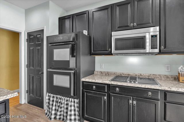 33 Corbett Street NE, Bolivia, NC 28422