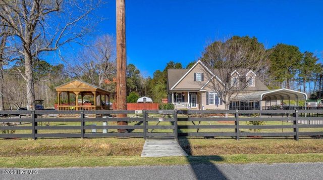 33 Corbett Street NE, Bolivia, NC 28422