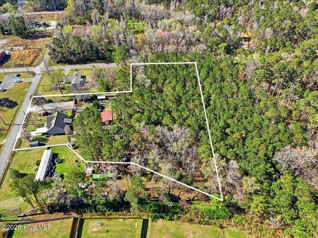 33 Corbett Street NE, Bolivia, NC 28422