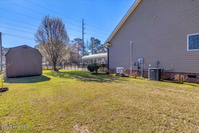 33 Corbett Street NE, Bolivia, NC 28422