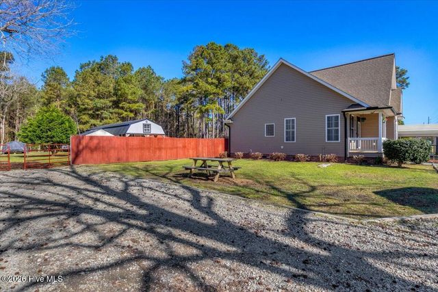 33 Corbett Street NE, Bolivia, NC 28422