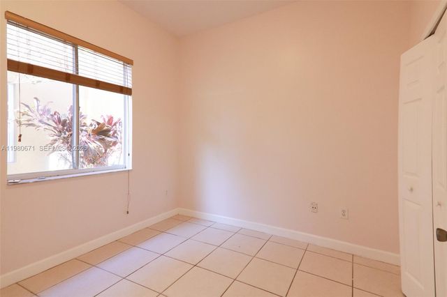 5321 SW 130th Ter, Miramar, FL 33027