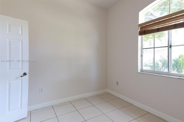 5321 SW 130th Ter, Miramar, FL 33027