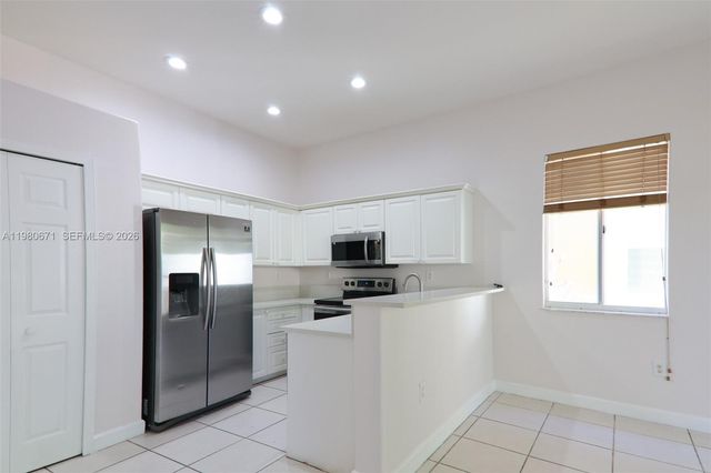 5321 SW 130th Ter, Miramar, FL 33027