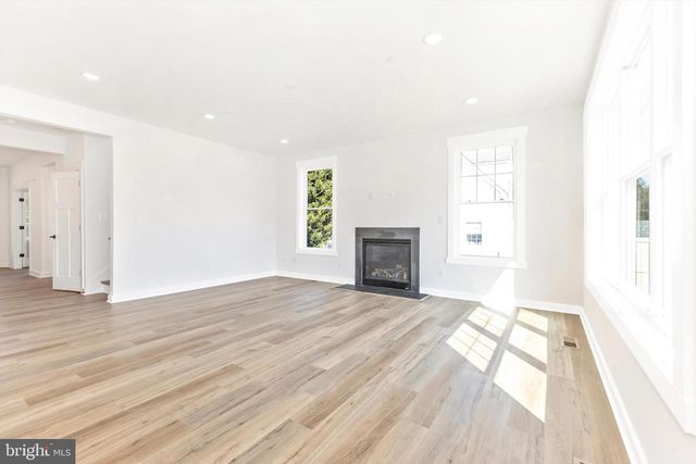 1261 MAYO RIDGE RD, Edgewater, MD 21037