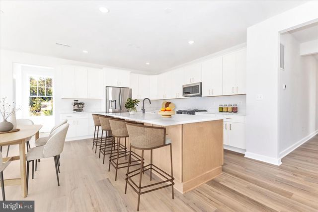 1261 MAYO RIDGE RD, Edgewater, MD 21037