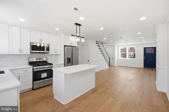 236 STEARLY ST, Philadelphia, PA 19111