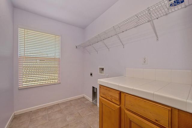 1399 Regent Cir, Lincoln, CA 95648