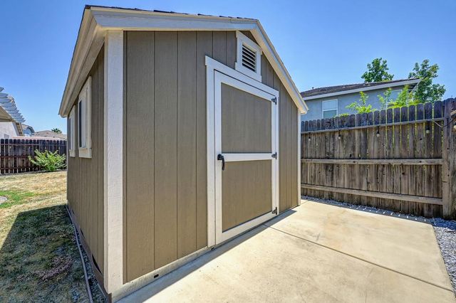 1399 Regent Cir, Lincoln, CA 95648