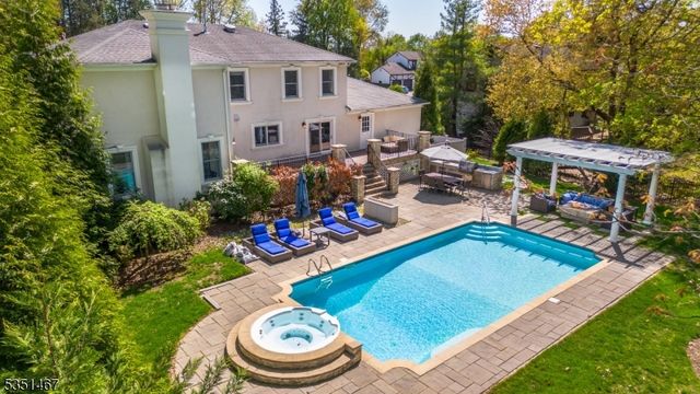 11 Hubbardton Rd, Wayne Twp., NJ 07470