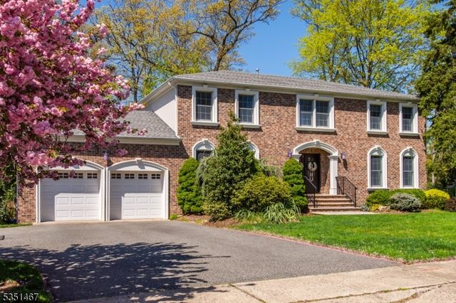 11 Hubbardton Rd, Wayne Twp., NJ 07470