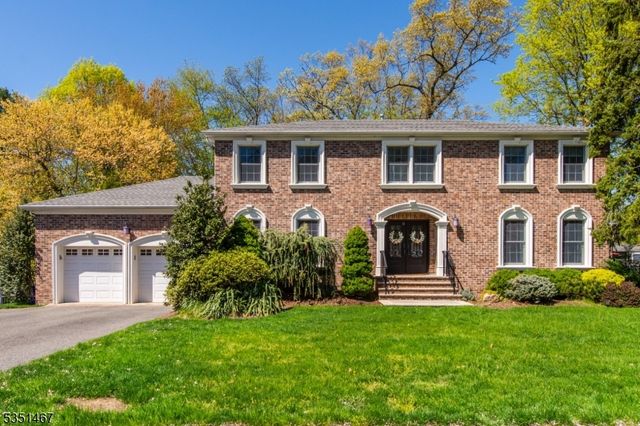 11 Hubbardton Rd, Wayne Twp., NJ 07470