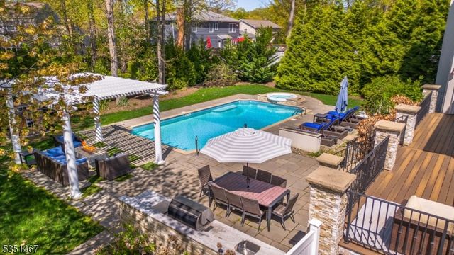 11 Hubbardton Rd, Wayne Twp., NJ 07470