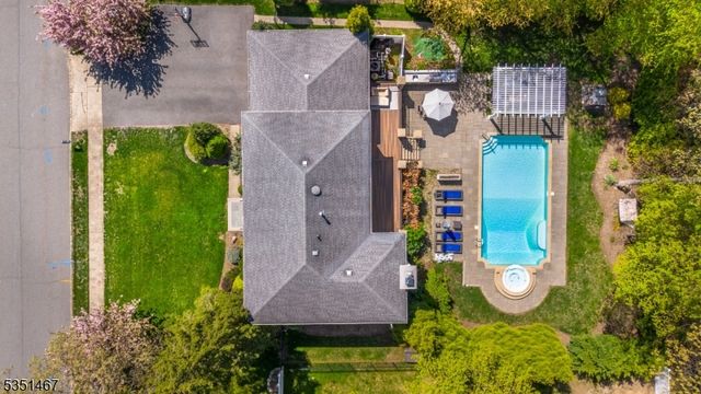 11 Hubbardton Rd, Wayne Twp., NJ 07470