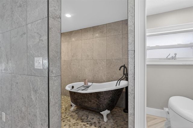 931 GULF BOULEVARD, Belleair Beach, FL 33786