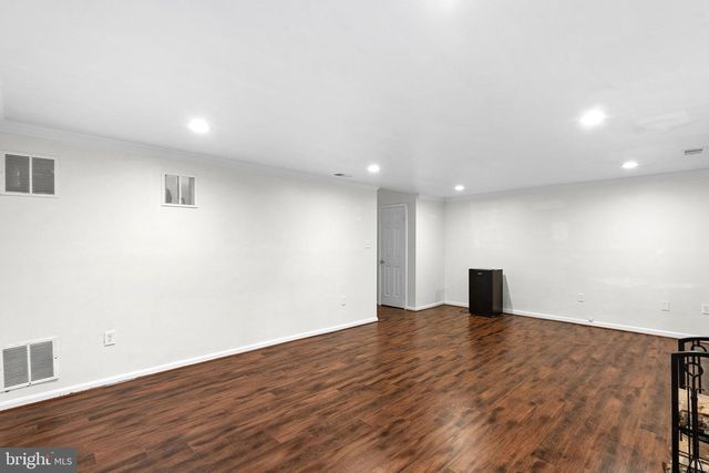7877 PAINTED DAISY DR, Springfield, VA 22152