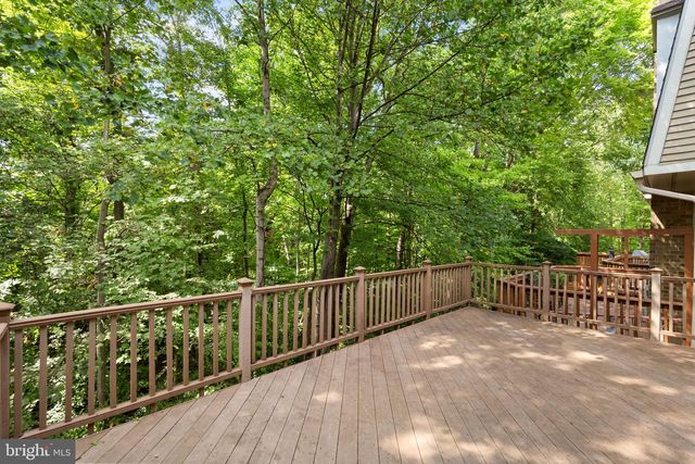 7877 PAINTED DAISY DR, Springfield, VA 22152