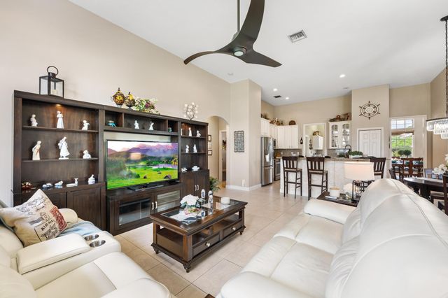 14042 88th Place N, Loxahatchee, FL 33470