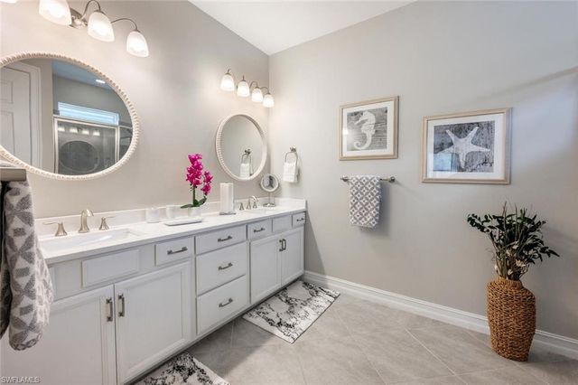 14606 Tropical DR, Naples, FL 34114