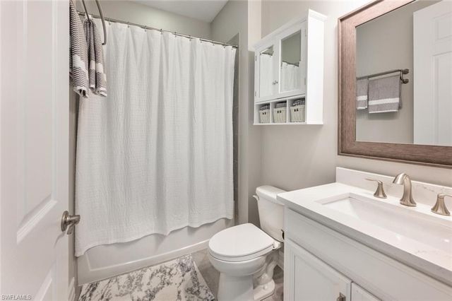 14606 Tropical DR, Naples, FL 34114