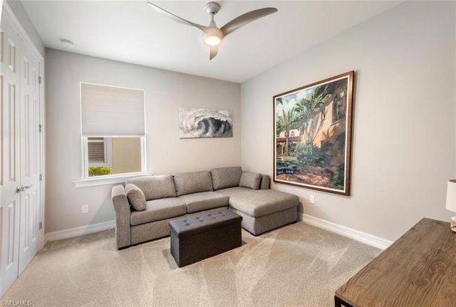 14606 Tropical DR, Naples, FL 34114