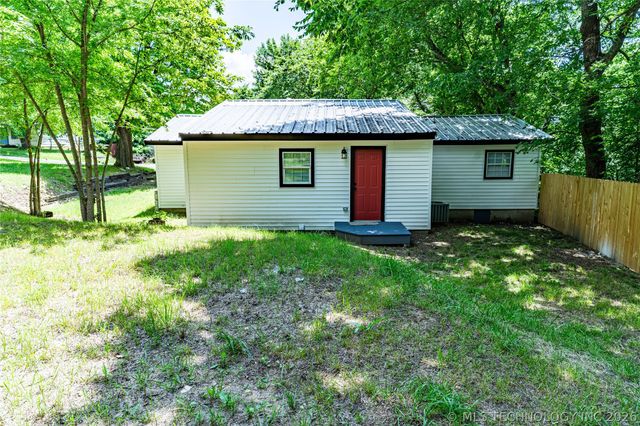 9263 W Oklahoma Avenue, Sapulpa, OK 74066