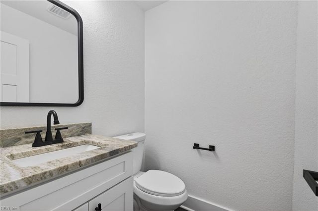 204 Wynn ST, Portsmouth, VA 23701