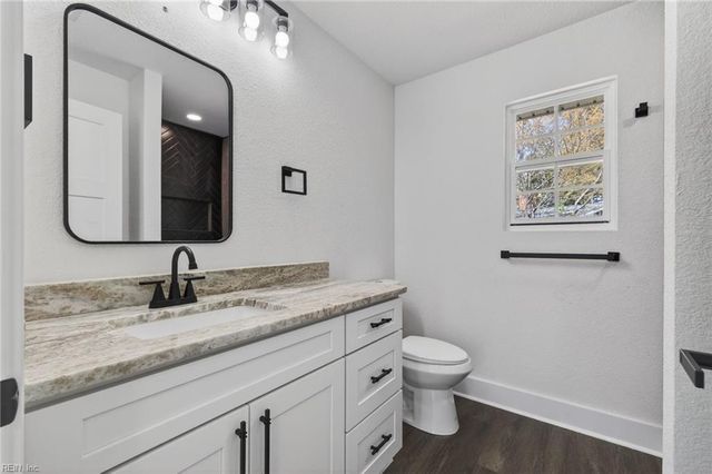 204 Wynn ST, Portsmouth, VA 23701