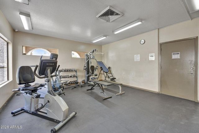 5757 W Eugie Avenue 2027, Glendale, AZ 85304