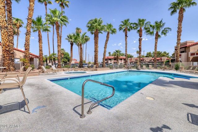 5757 W Eugie Avenue 2027, Glendale, AZ 85304