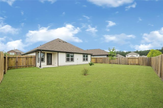 30280 Kingston Heath Drive, Cleveland, TX 77327