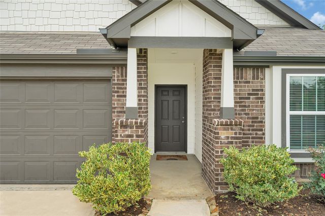 30280 Kingston Heath Drive, Cleveland, TX 77327