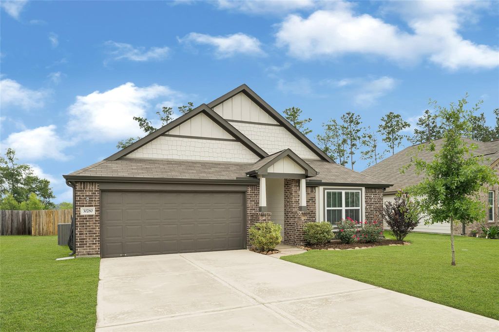 30280 Kingston Heath Drive, Cleveland, TX 77327