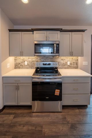 615 BULL RUN DR, Box Elder, SD 57719