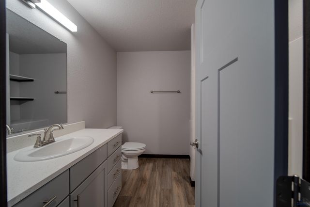 615 BULL RUN DR, Box Elder, SD 57719