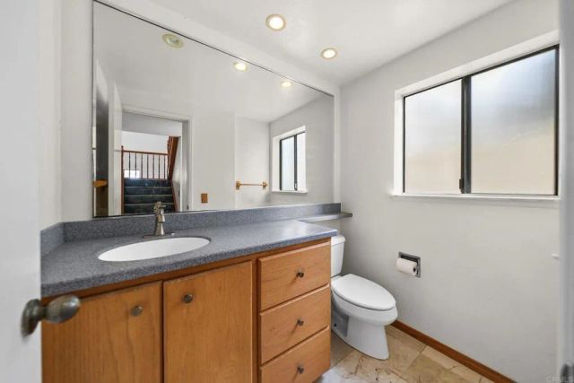 1748 Gascony Road, Encinitas, CA 92024