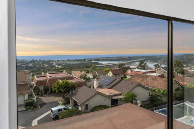 1748 Gascony Road, Encinitas, CA 92024