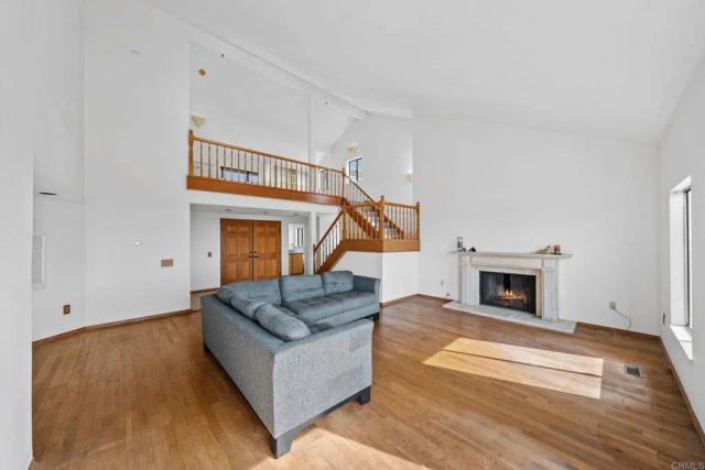 1748 Gascony Road, Encinitas, CA 92024