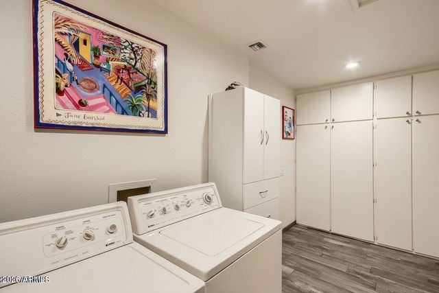 21019 N TOTEM Drive, Sun City West, AZ 85375