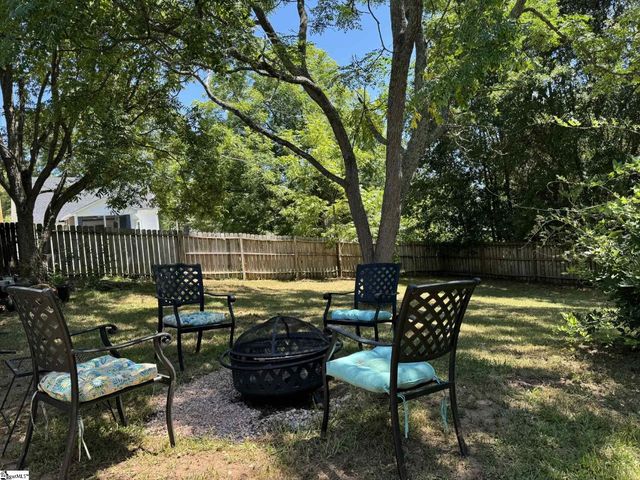 16 Inglesby Street, Greer, SC 29650