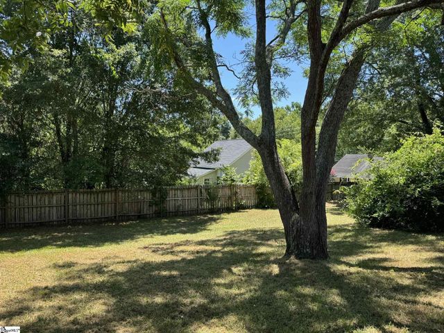 16 Inglesby Street, Greer, SC 29650