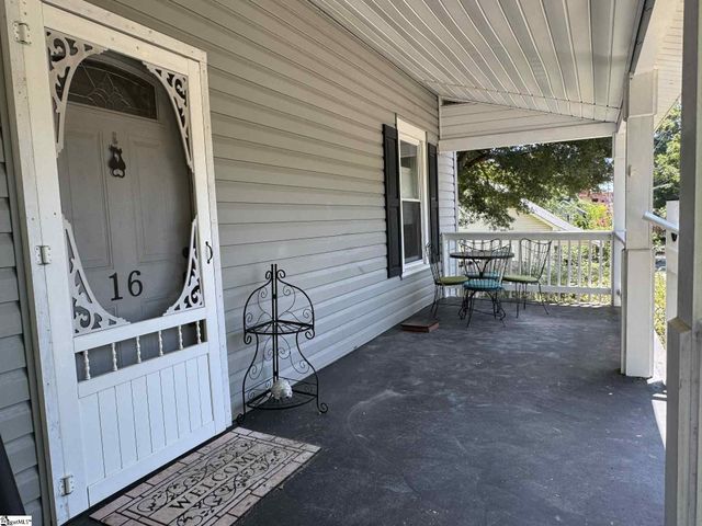 16 Inglesby Street, Greer, SC 29650
